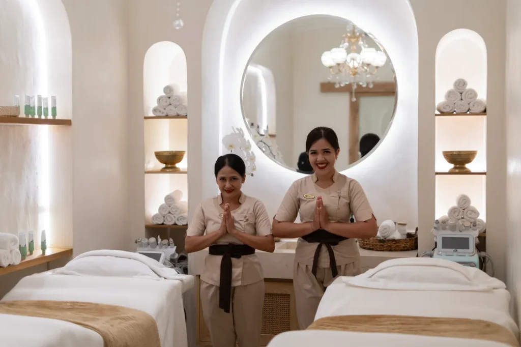 Therapist welcoming a signature spa treatment in Ubud